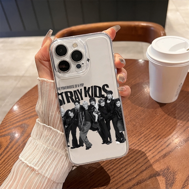 Apple Iphone 15 - Прозрачный противоударный чехол StrayKids из ТПУ