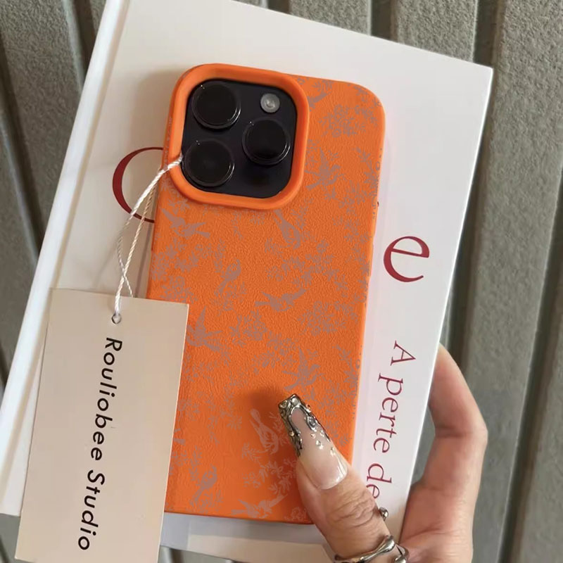 Розовый силиконовый чехол с уз – обзор и цена Apple Iphone 15